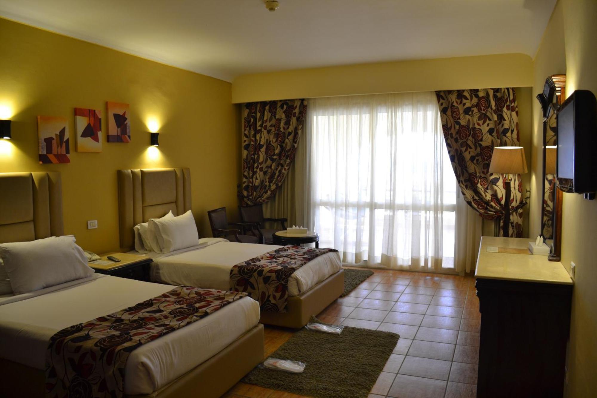 Royal Family 2 Bed Rooms